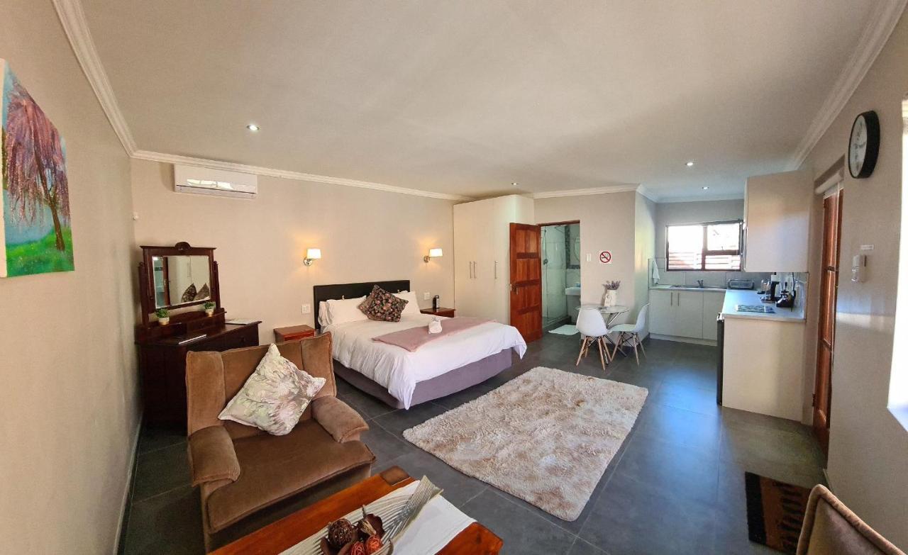Luneburgh Cottages East London Extérieur photo